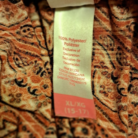 No Bounderies red bandana print top - Picture 6 of 6